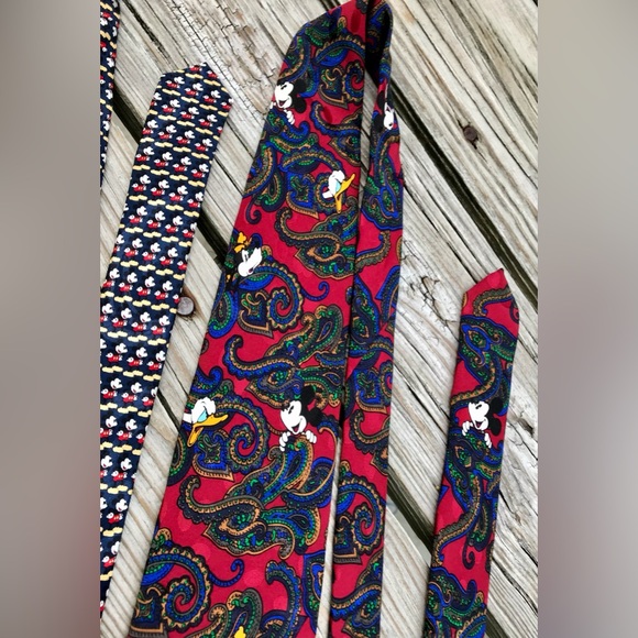 Mens WALT DISNEY WORLD Mickey Mouse Print Tie Goofy Donald Silk Tie Lot One Size - Picture 9 of 15